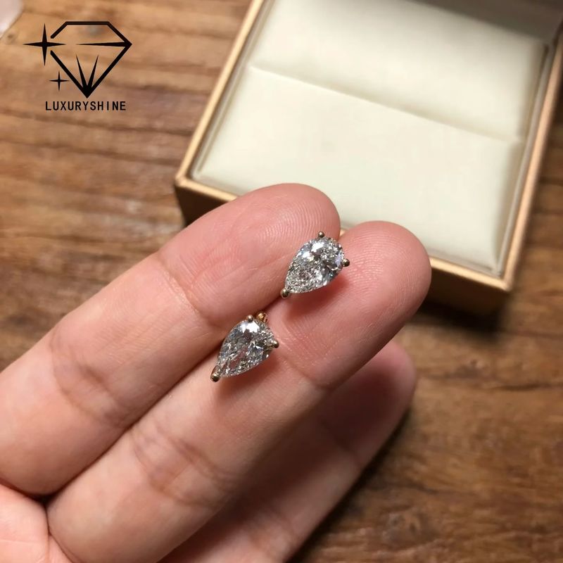 Qualidade Brincos de diamante cultivado em laboratório com corte pêra em ouro 18K, clareza VVS-VS fábrica