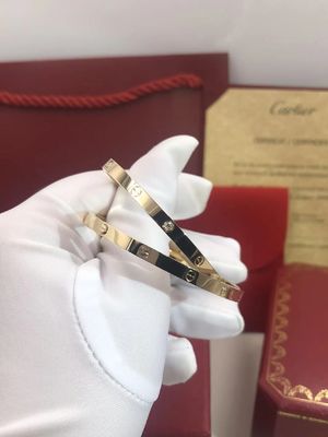 Qualidade Diamantes do modelo pequeno 6 do bracelete do ouro do AMOR 18K para mulheres/homens fábrica