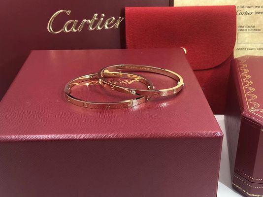 Qualidade Diamantes do modelo pequeno 6 do bracelete do ouro do AMOR 18K para mulheres/homens fábrica