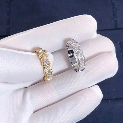 A fábrica faz o ouro do anel 18k da víbora de BVLGARI Serpenti e diamantes reais Rose Gold