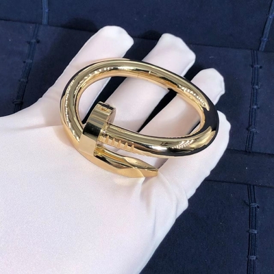 modelo For Women ' S do tamanho 17 do bracelete do Un Clou de 18K Rose Gold Car Tier Juste grande