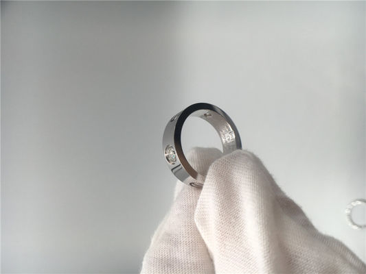Qualidade Nenhum anel do amor de pedra preciosa, ouro branco Ring With de B4032500 18K 3 diamantes fábrica