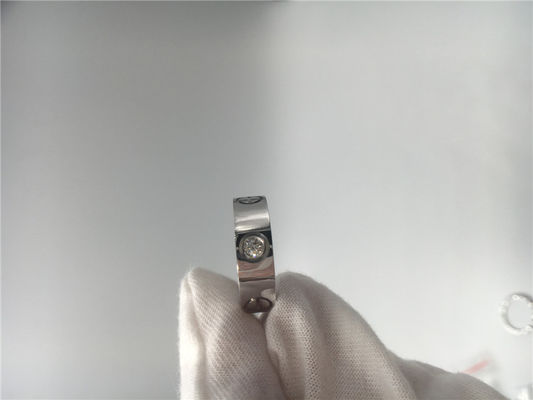 Qualidade Nenhum anel do amor de pedra preciosa, ouro branco Ring With de B4032500 18K 3 diamantes fábrica