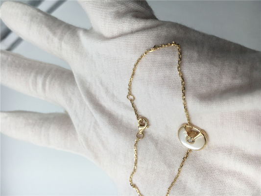 Modelo Luxury Gold Jewelry Amulette Bracelet Set With A de XS brilhante - diamante cortado