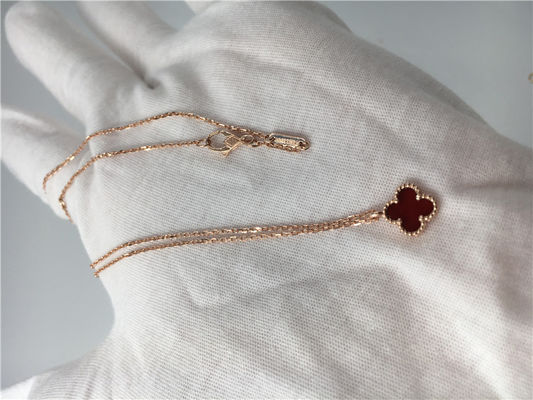 Qualidade Abaixe a colar fina dada forma da corrente do ouro, colar do pendente do ouro 18k com pedra preciosa fábrica