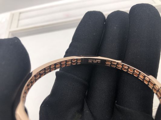 Qualidade Os braceletes luxuosos do encanto de Snakewomens da joia personalizaram o ouro cor-de-rosa de 18 Kt com diamantes fábrica