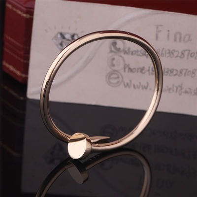 Colar de diamantes de luxo com 18k de ouro revestido VS2 Claridade de corte redondo Pendente de diamantes para ocasiões formais