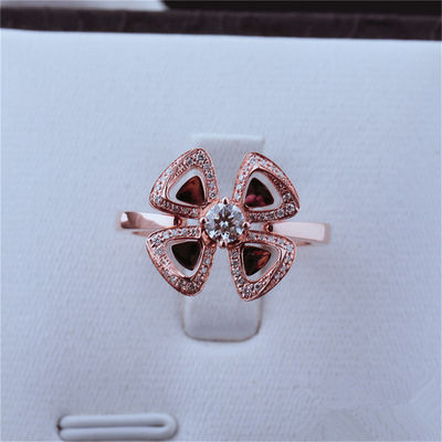 Qualidade Roman Love Flower Ring Fiorever 18 kt Rose Gold Ring ajustada com um diamante central e os diamantes do pavé fábrica