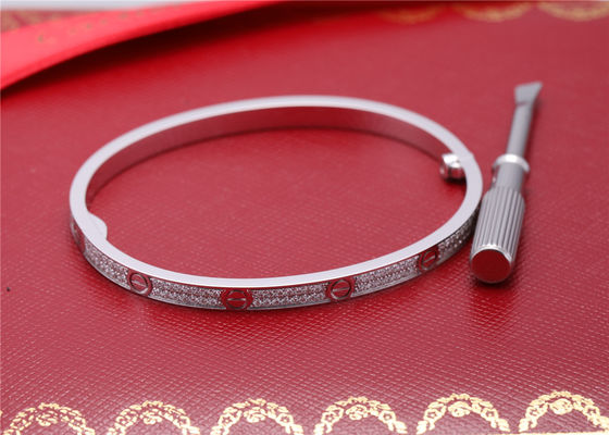Qualidade Diamantes de Pavé White Gold do modelo pequeno do bracelete do amor N6710817 fábrica